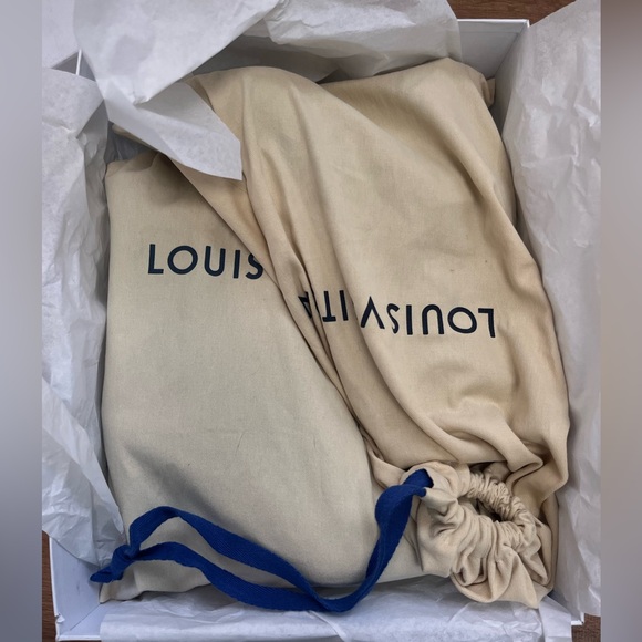 Authentic Louis Vuitton Silhouette Boots - Picture 10 of 10